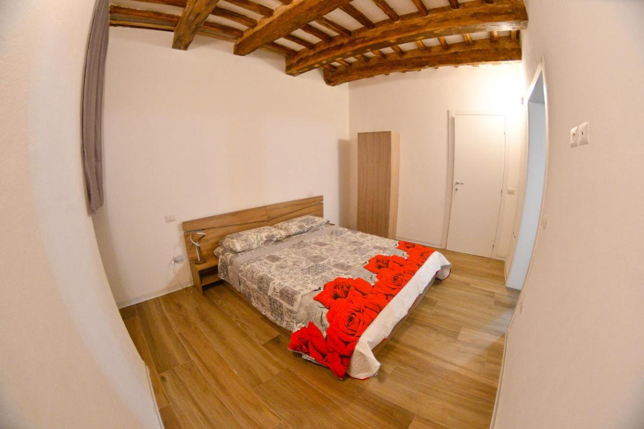 Apartmán A Casa Di Silvia Foligno Exteriér fotografie